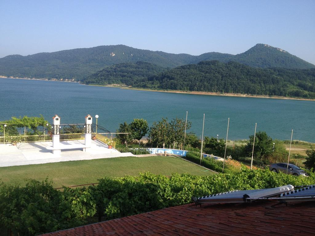 Family Hotel Belvedere Dulgopol Ngoại thất bức ảnh